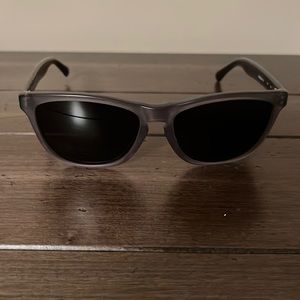 Oakley frog skin xl